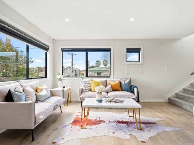 1/8 Knight Avenue, Mount Albert