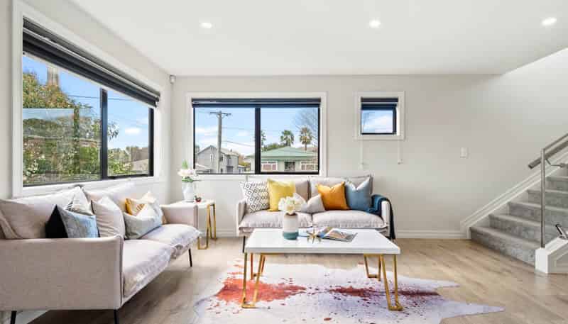 1/8 Knight Avenue, Mount Albert