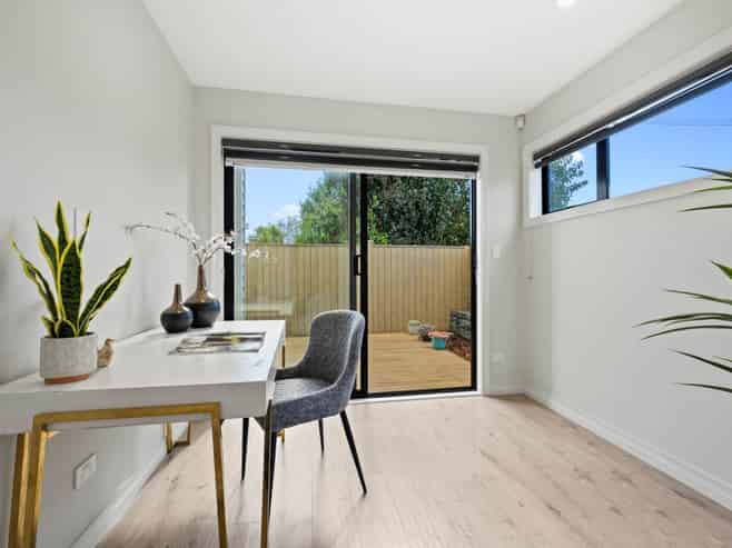 1/8 Knight Avenue, Mount Albert