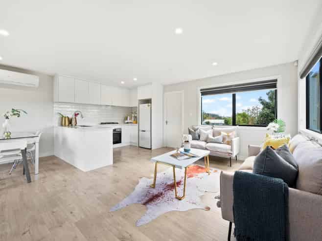 1/8 Knight Avenue, Mount Albert