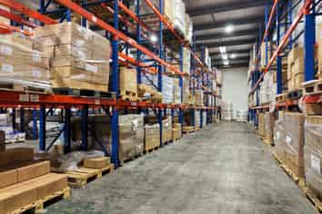Wiri Warehouse with Container Drop | 1255m2