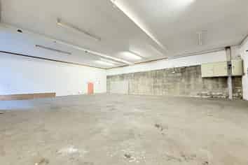 Freestanding Takanini Industrial Facility | 3,670