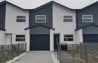 8 Torea Place, Porirua