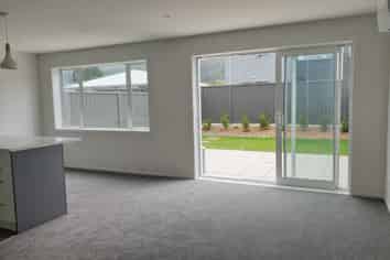 8 Torea Place, Porirua