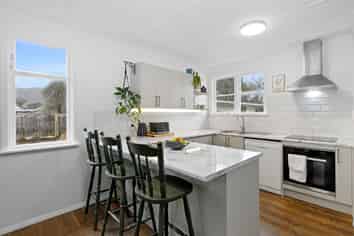 6 Benge Crescent, Clouston Park