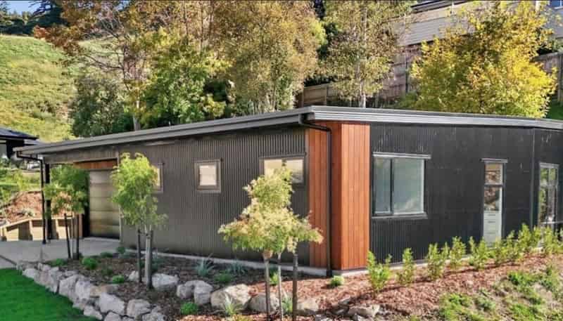 8 Golden Elm Rise, Toi Toi