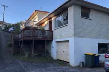 2/62 Carlisle Road, Browns Bay