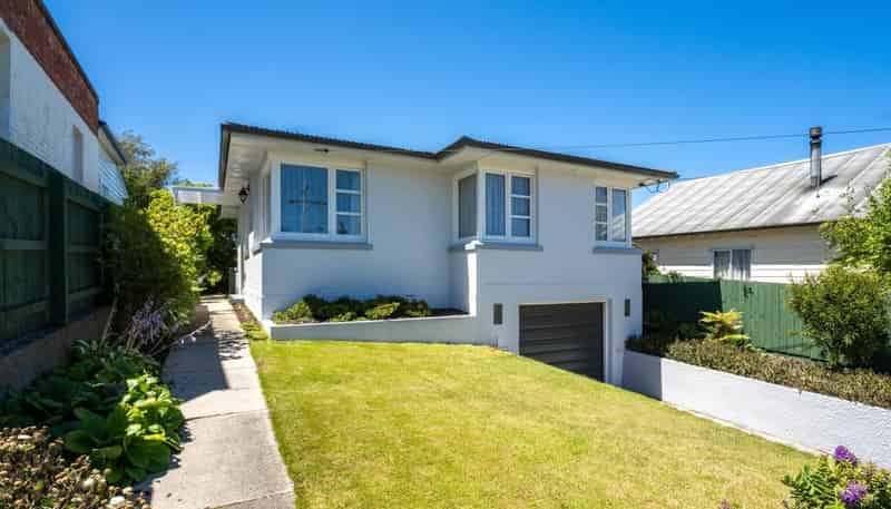 21  Cochrane street, Mornington