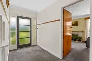 21  Cochrane street, Mornington