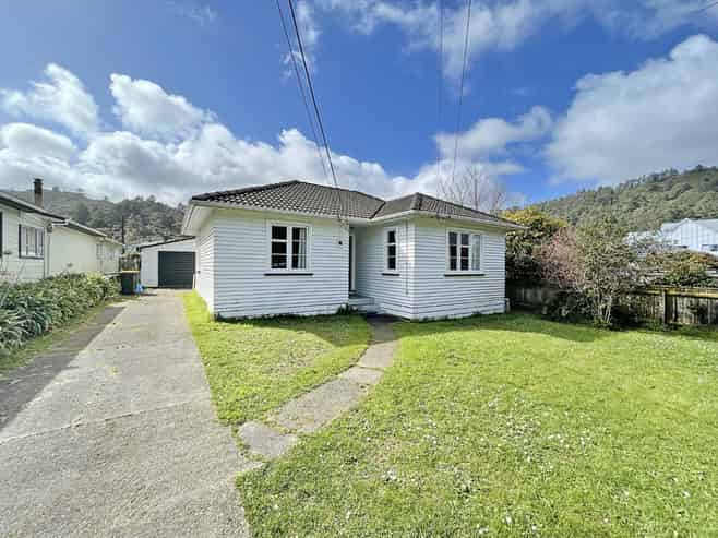 145 Main Road, Wainuiomata
