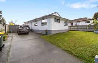 30 Cabello Drive, Unsworth Heights
