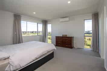 10 McCrorie Road, Wigram