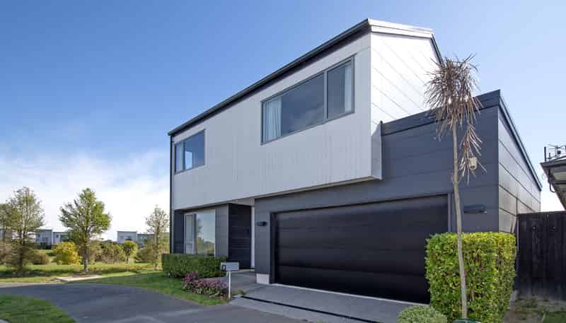 10 McCrorie Road, Wigram