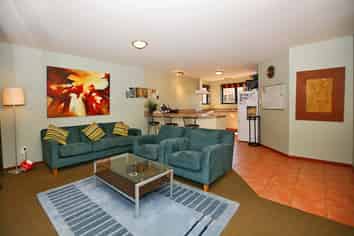 Room 6/49B North Road, North East Valley