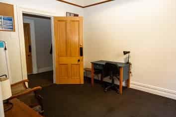 Room 4/1036 George Street, North Dunedin
