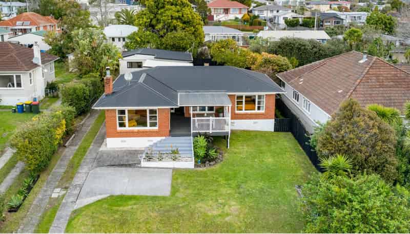 39 Sherwood Avenue, Te Atatu South