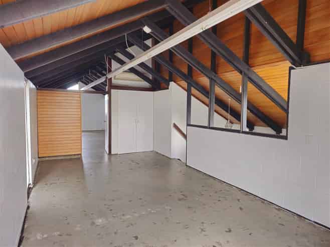 Character Office Space - Level 2
