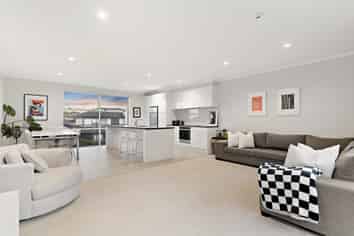 121 Barbarich Drive, Stonefields