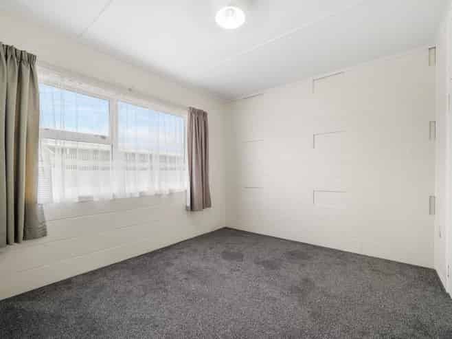 65A-D James Street, Glenholme