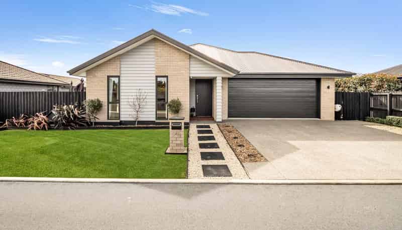 78 Petries Road, Woodend