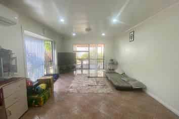19 Genesis Place, Flat Bush