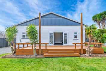 14 Lee Street, SOUTHBRIDGE