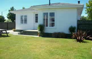 701 Riverslea Road South, Akina