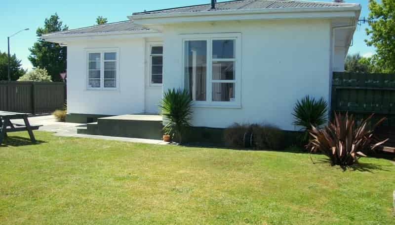 701 Riverslea Road South, Akina