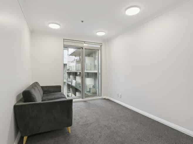 812/15 Holland Street, Te Aro