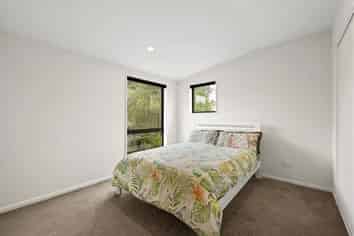 2/208 Cranford Street, Saint Albans