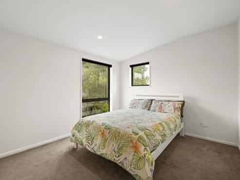 2/208 Cranford Street, Saint Albans