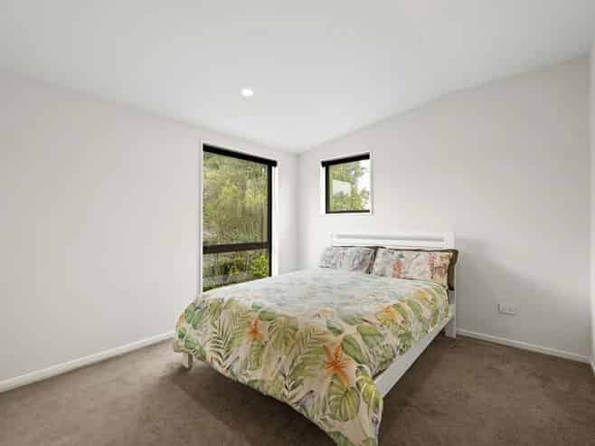2/208 Cranford Street, Saint Albans