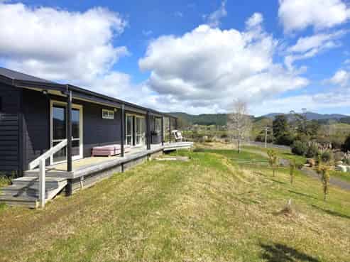540 SH25  Te Rerenga-Kuaotunu Hwy, Otapaurau