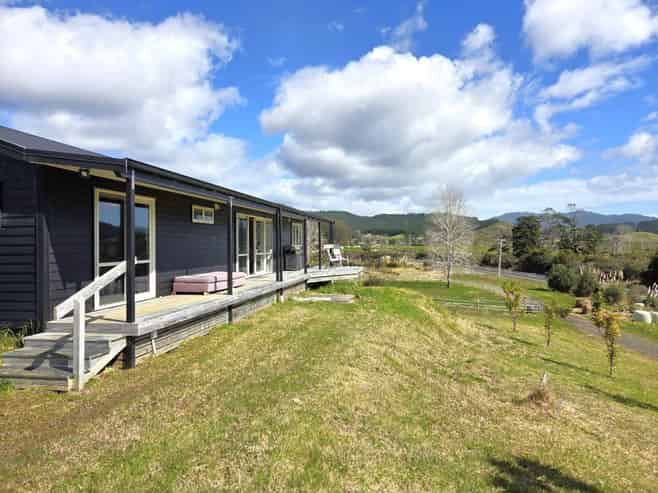 540 SH25  Te Rerenga-Kuaotunu Hwy, Otapaurau
