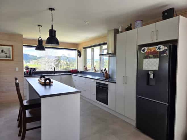 540 SH25  Te Rerenga-Kuaotunu Hwy, Otapaurau