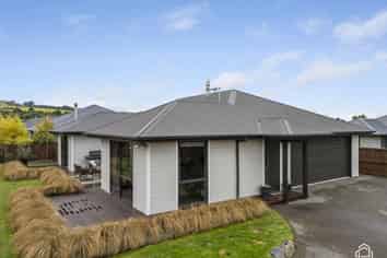 4 Lancaster Lane, Waldronville
