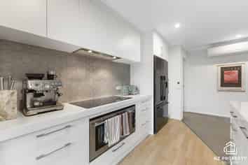 4 Lancaster Lane, Waldronville