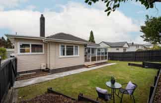 35 Lake Crescent, Hamilton Lake