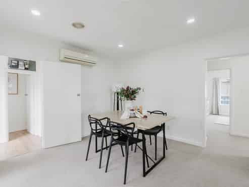 35 Lake Crescent, Hamilton Lake