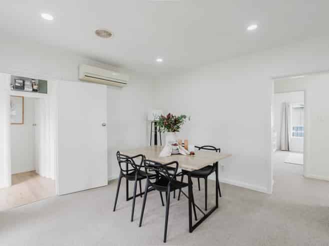 35 Lake Crescent, Hamilton Lake