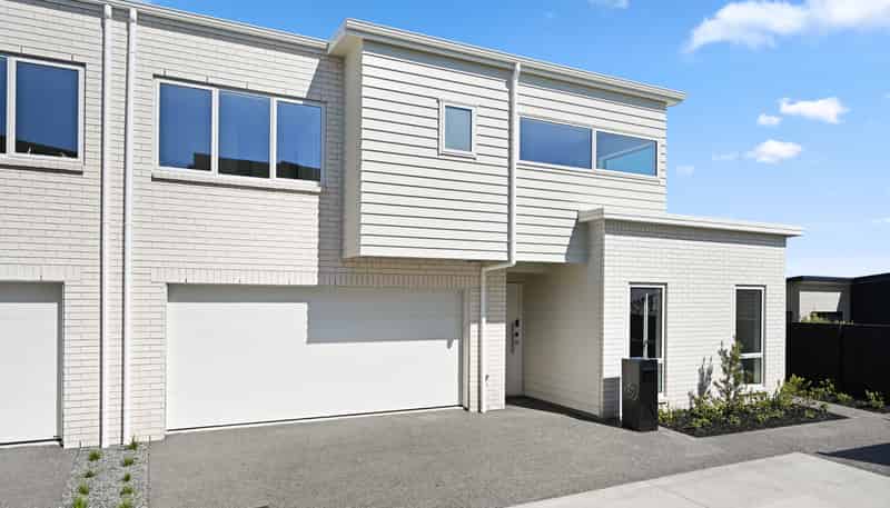 45 Maanihi Drive, Rototuna