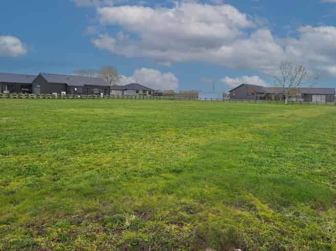 2/120 Pilot Drive, Ngahinapouri