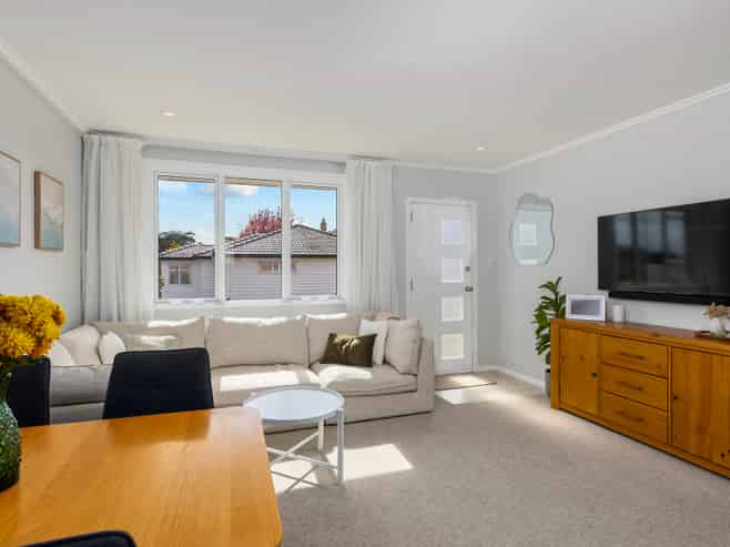 2/1034A New North Rd, Mount Albert