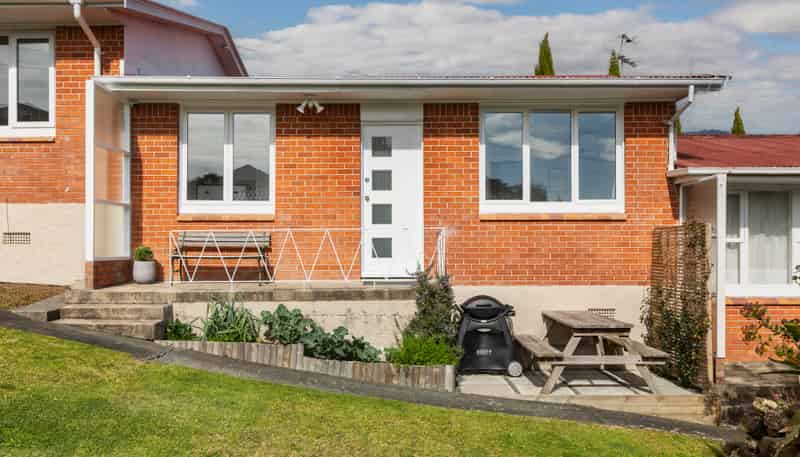 2/1034A New North Rd, Mount Albert