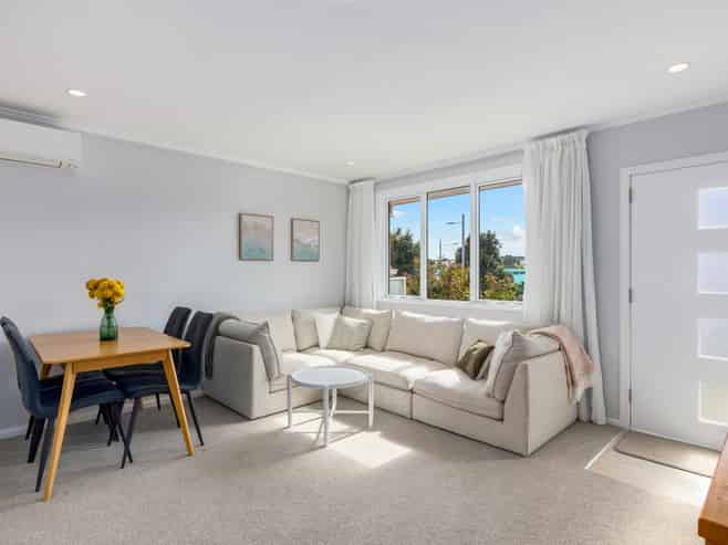 2/1034A New North Rd, Mount Albert