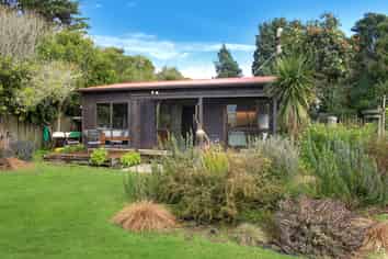 1238 Collingwood-Puponga Main Road, Collingwood