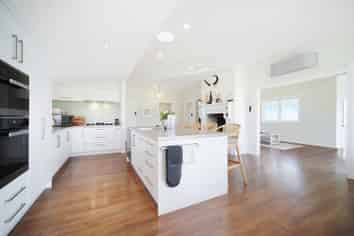 5 Ada Lane, Riverhead