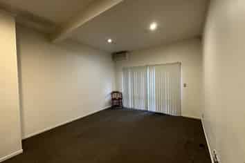 54 Lynwood Road, New Lynn