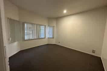 54 Lynwood Road, New Lynn