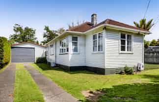 24 Upjohn Street, Brooklands